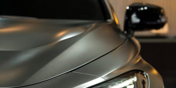 Phare-de-voiture-585x390